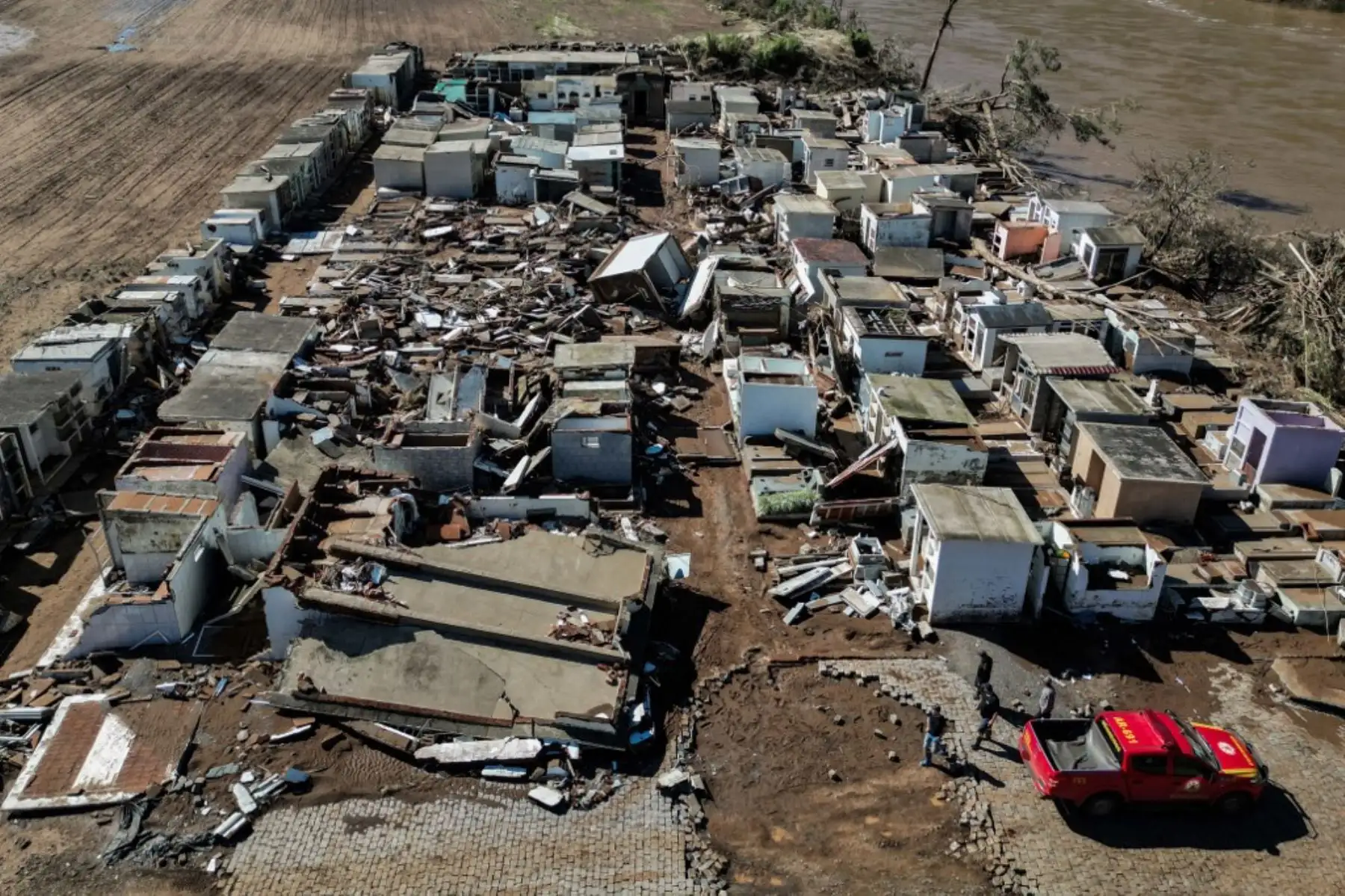 La tragedia de dimensiones sin precedentes en el estado de Rio Grande do Sul ha causado al menos 149 muertes y 124 desaparecidos, según el último balance de Defensa Civil. Foto: AFP