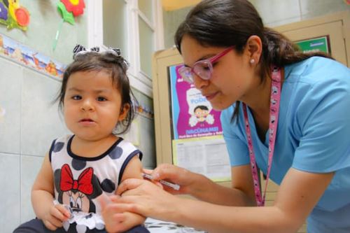 El Minsa recuerda que la vacuna se aplica a niños y niñas cuando cumplen 1 año de edad. Foto: ANDINA/Difusión