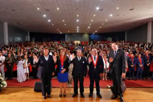 La actividad contó con la asistencia de autoridades del sector educación, congresistas, alcaldes, directores de colegios y representantes de diversos sectores de la comunidad chalaca. Foto: ANDINA/Difusión