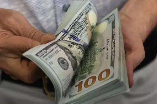 El dólar se debilita y la moneda peruana se fortalece. Foto: AFP