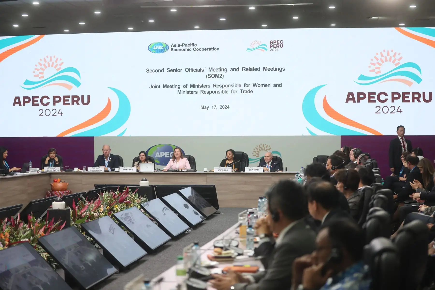 La presidenta Dina Boluarte participa en la reunión de ministras y ministros de los sectores mujer y comercio, integrantes de las 21 economías de APEC Asia Pacífico, realizada en Arequipa.
Foto: ANDINA/ Prensa Presidencia