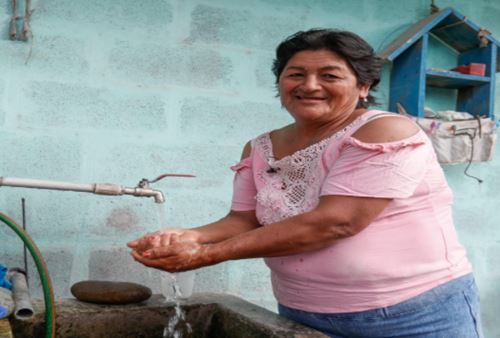 El Ministerio de Vivienda, Construcción y Saneamiento otorgó la buena pro del proyecto de mejoramiento y ampliación de agua potable y alcantarillado para asentamientos humanos de Sullana, Bellavista, Marcavelica y Querecotillo, en la provincia de Sullana, departamento de Piura.