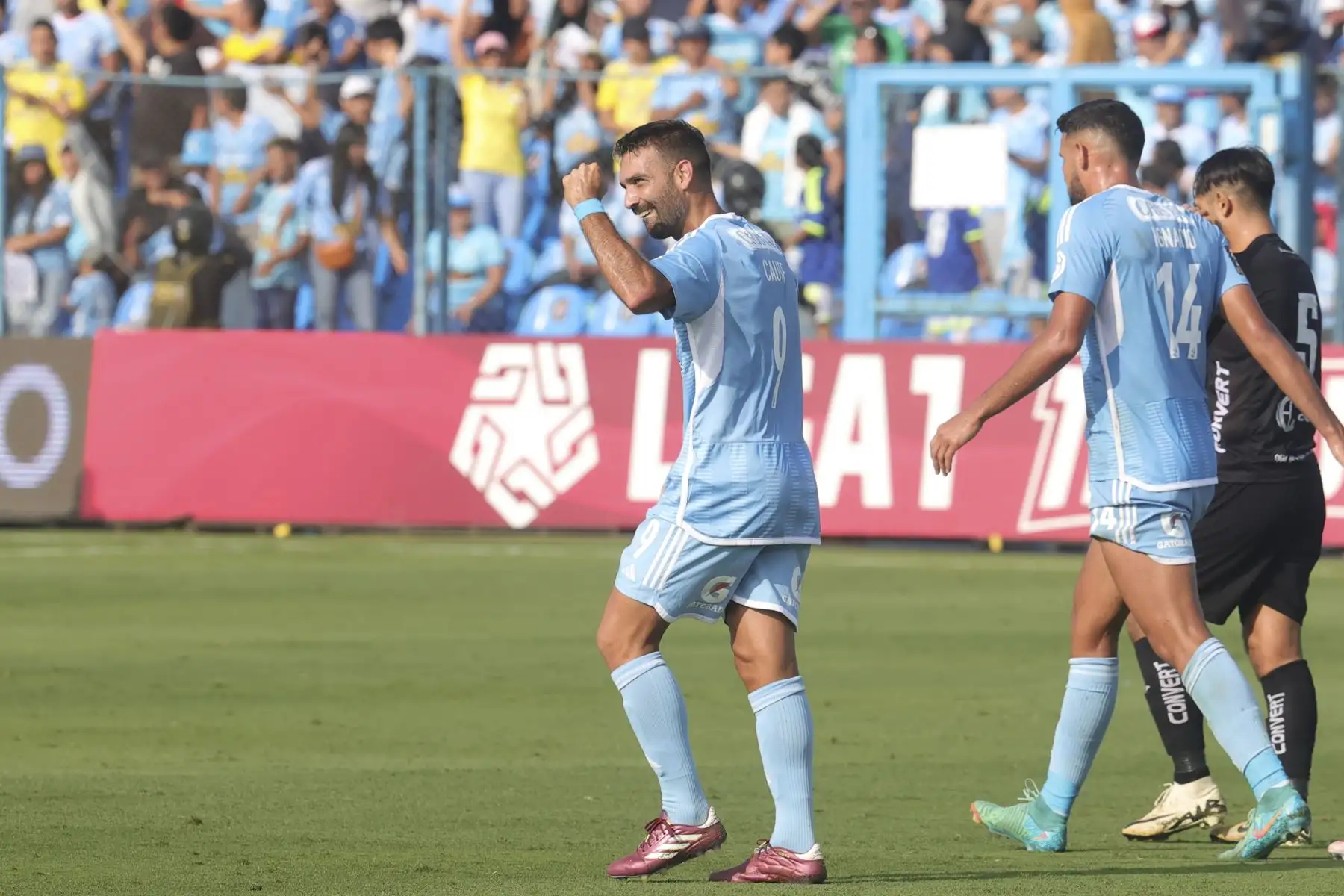 Martín Cautericcio celebra su gol del partido entre Sporting Cristal y Unión Comercio por el Torneo Apertura de la Liga 1.  Foto: ANDINA/Melina Mejía