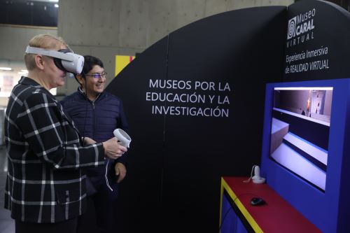 Presentación  de nuevos recursos educativos inmersivos e interactivos del MUSEO CARAL VIRTUAL.