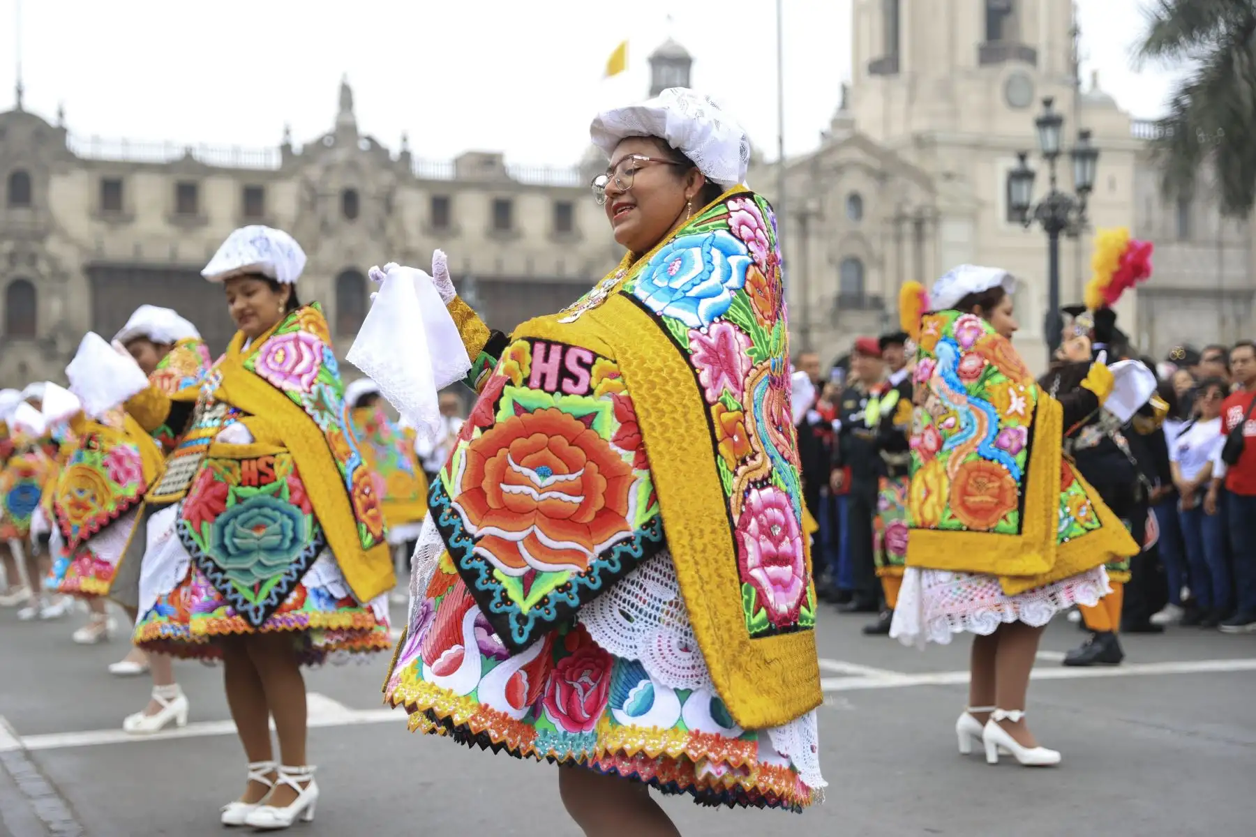La presidenta Dina Boluarte participó del inicio de las actividades por los 200 años de la Batalla de Junín, que estuvo matizada con una comparsa folklórica integrada por los gloriosos Húsares de Junín. Foto:ANDINA/ Prensa Presidencia