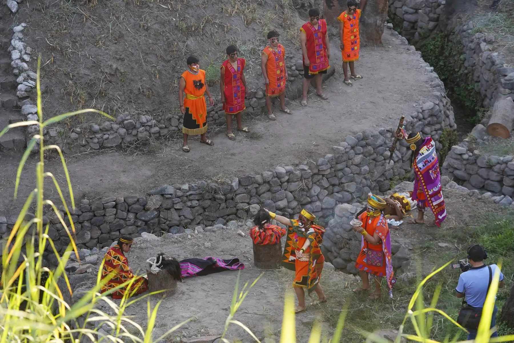 La actividad se realizó en los acueductos de Achaco en sector de Achaco Alto, que congregó a espectadores locales, nacionales y extranjeros, quienes quedaron maravillados por la puesta en escena. Foto: Genry Bautista