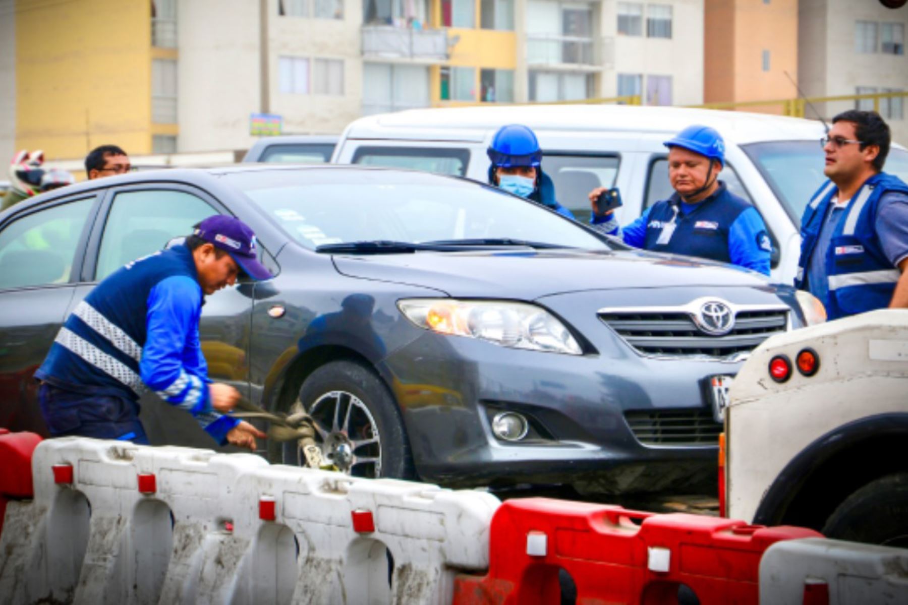 ATU: Más de 1250 vehículos fueron enviados al depósito por infringir las normas de transporte público en lo que va del año. Foto: Difusión