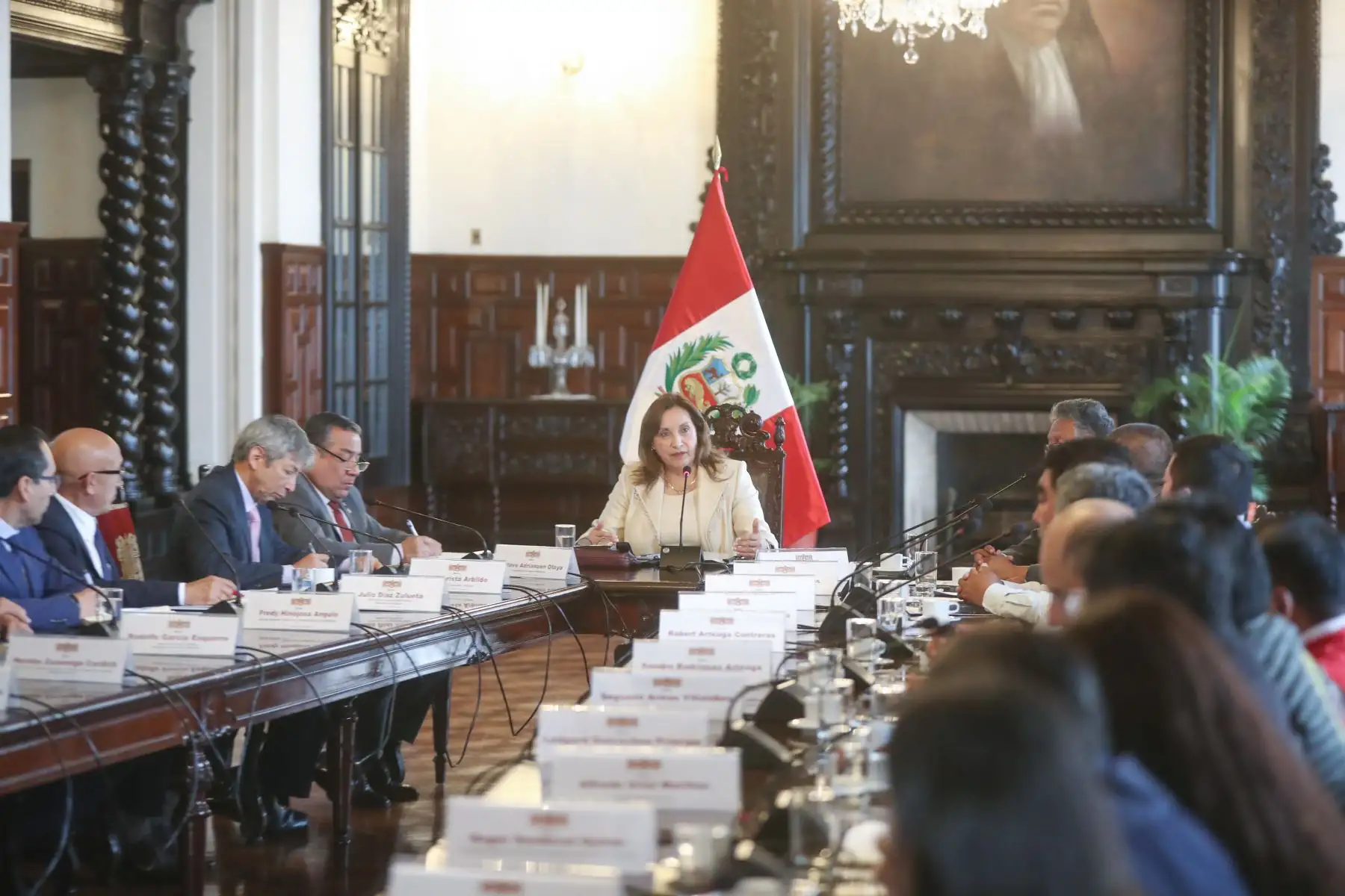 La presidenta Dina Boluarte sostuvo una reunión de trabajo, en Palacio de Gobierno, con alcaldes provinciales y distritales de las provincias de Pataz y Sánchez Carrión, de La Libertad. 
Foto: ANDINA/Prensa Presidencia