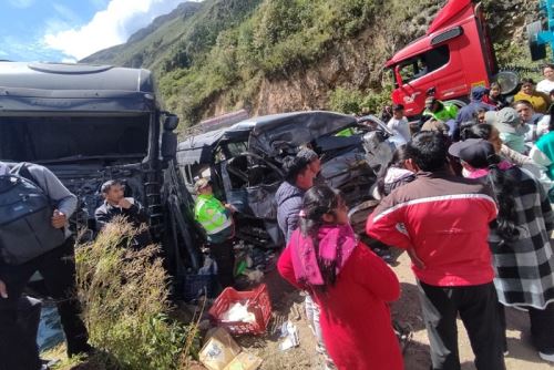 La Diresa Pasco actualizó la cifra de fallecidos y heridos producto de accidente en la carretera Central.
