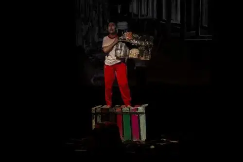 El telón se levanta: inicia la fiesta teatral en el Festival Escena Sur 2024.