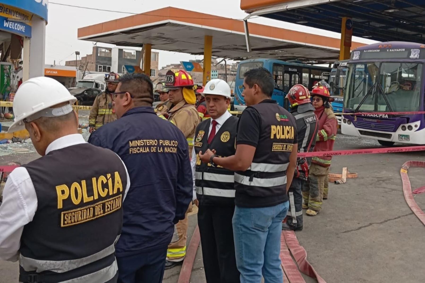 Fiscalía abre investigación preliminar por explosión en grifo de Villa María del Triunfo. Foto:ANDINA/Difusión