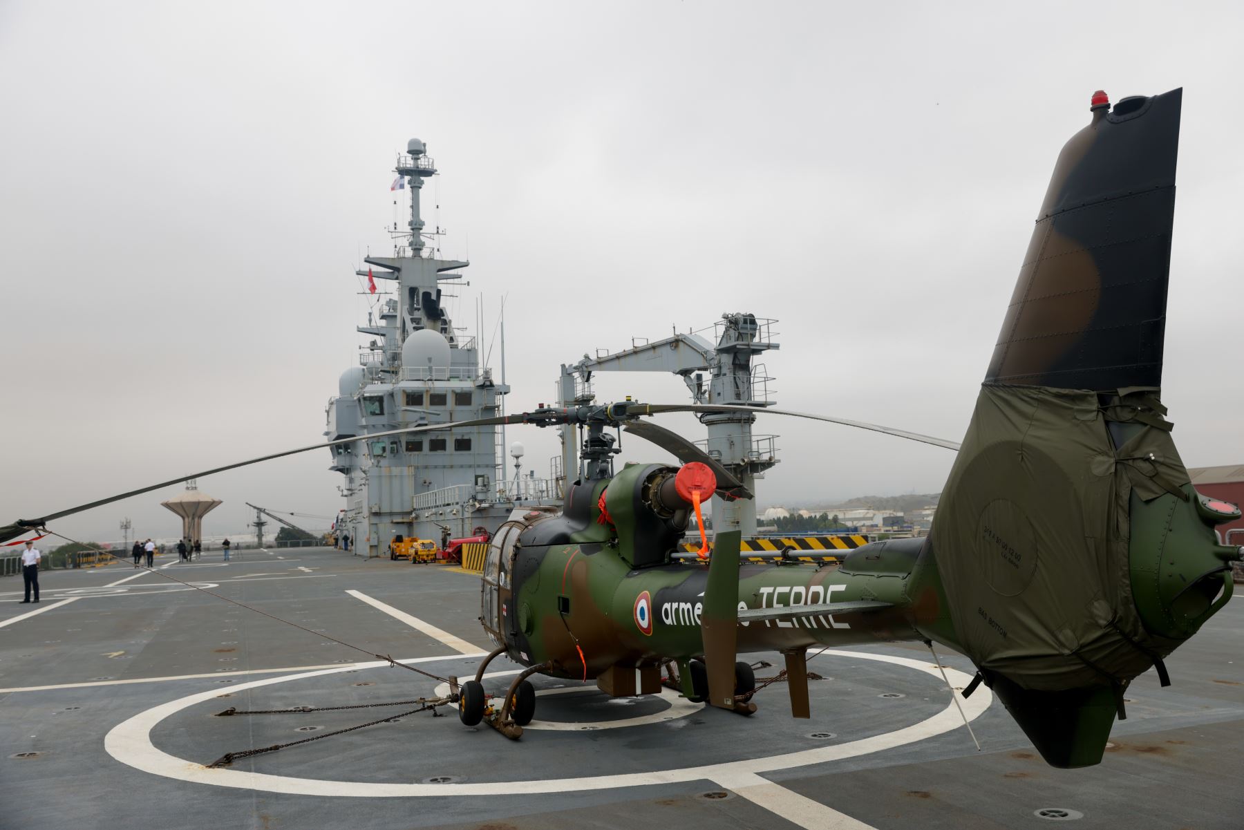 La “Misión Jeanne D´ARC” con el portahelicópteros anfibio “Tonnerre” de la Armada francesa visita la Base Naval del Callao. Foto: ANDINA/Luis Iparraguirre