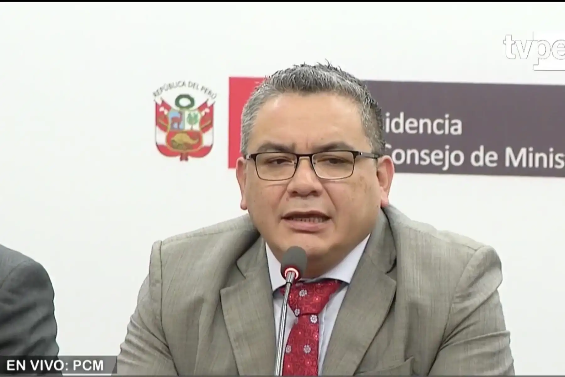 Las operaciones policiales empezaron por la ciudad de Lima, pero en dos semanas se ejecutarán en provincias. Foto: Captura TV