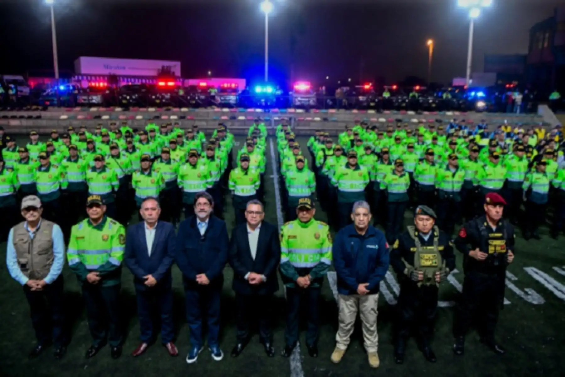 Se aclara que la norma que suspende el cobro de gastos a los gobiernos locales, no afectará en el pago que les corresponde a los policías que son contratados para desarrollar este servicio en sus días de franco o vacaciones.ANDINA/Difusión