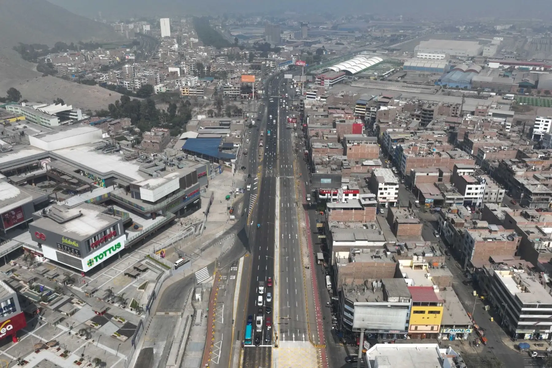 Se liberaron los últimos 3 tramos de la Av. Nicolás Ayllón, también conocida como Carretera Central, los cuales estuvieron cerrados por la realización de obras de la Línea 2 del Metro de Lima y Callao. Foto: ANDINA/Daniel Bracamonte