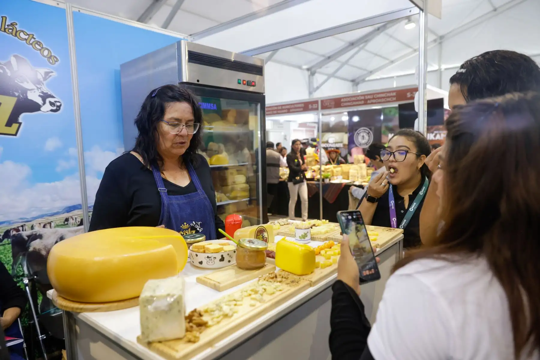 Continúa el evento quesero más grande del país: El Salón del Queso Peruano está abierto hasta el 26 de mayo. Foto: ANDINA/Luis Iparraguirre