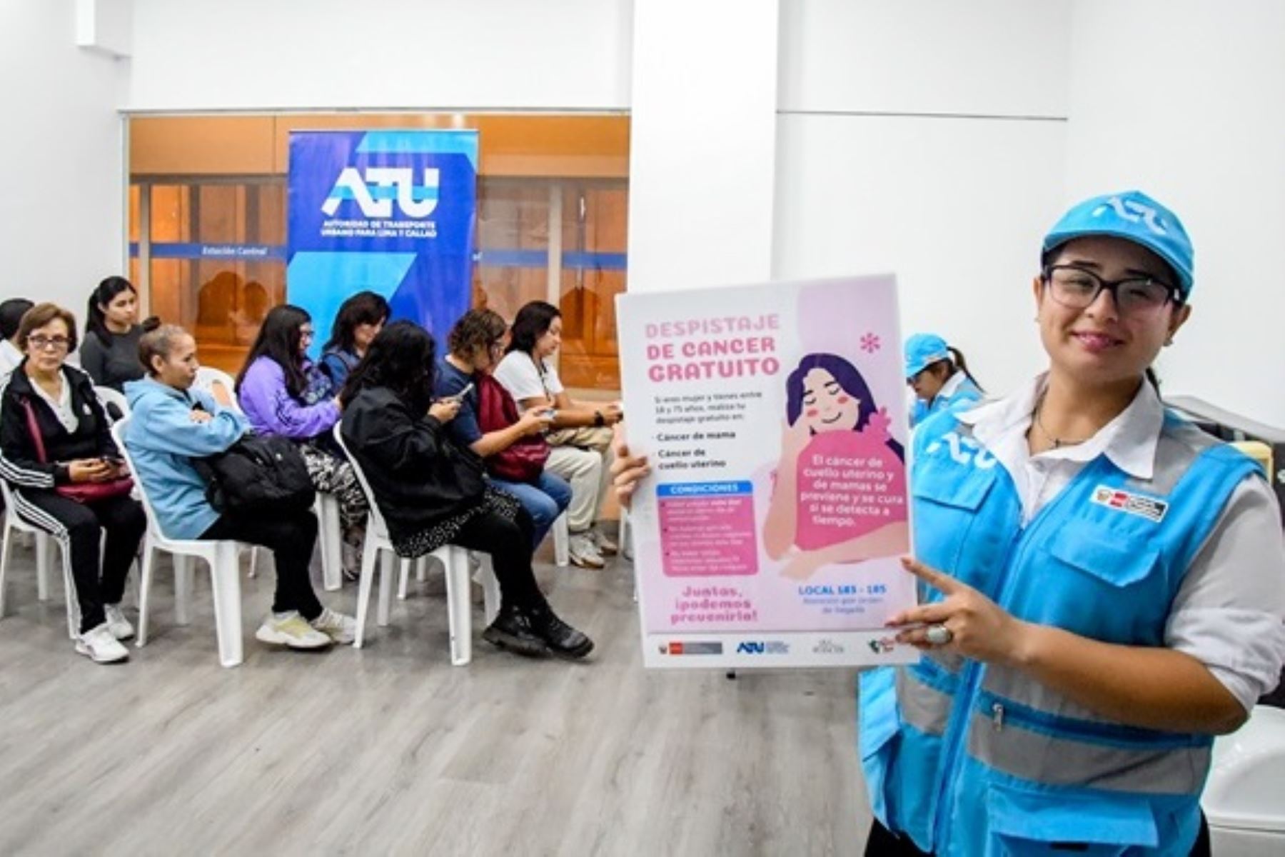 Metropolitano: continúa despistaje gratuito de cáncer de mama y cuello uterino. Foto: ANDINA/Difusión.