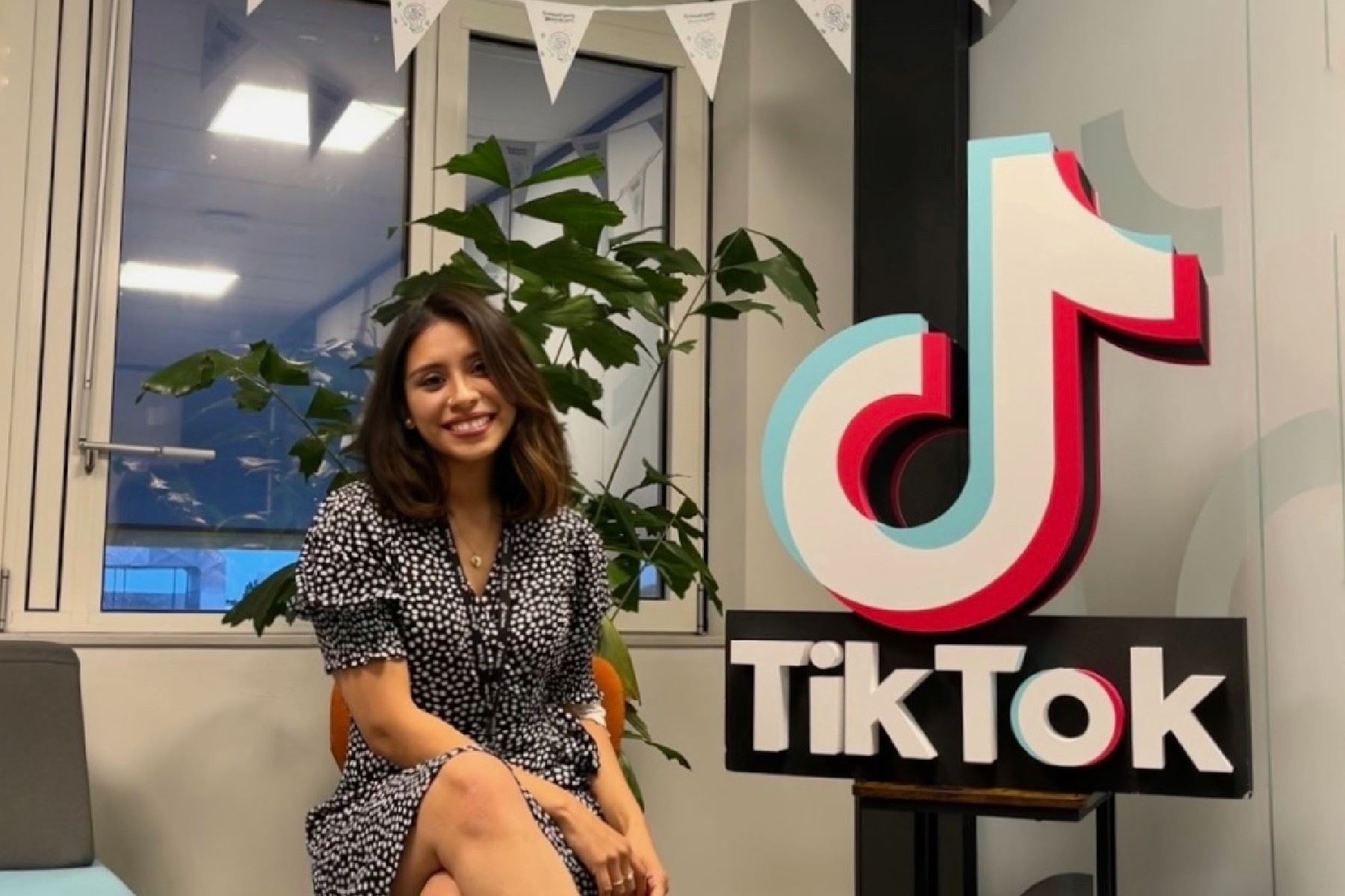 Su video sobre cómo es trabajar en TikTok alcanzó más de 92 mil visualizaciones y sus contenidos sobre cómo independizarse fuera del Perú tienen más de 500 mil reproducciones.
