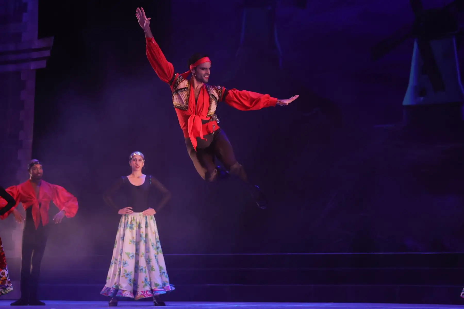 El Ballet Nacional del Perú da inicio a su primera temporada del presente año con “Don Quijote”, popular puesta en escena basada en el segundo capítulo de la novela homónima de Miguel de Cervantes Saavedra. Foto: ANDINA/Melina Mejía