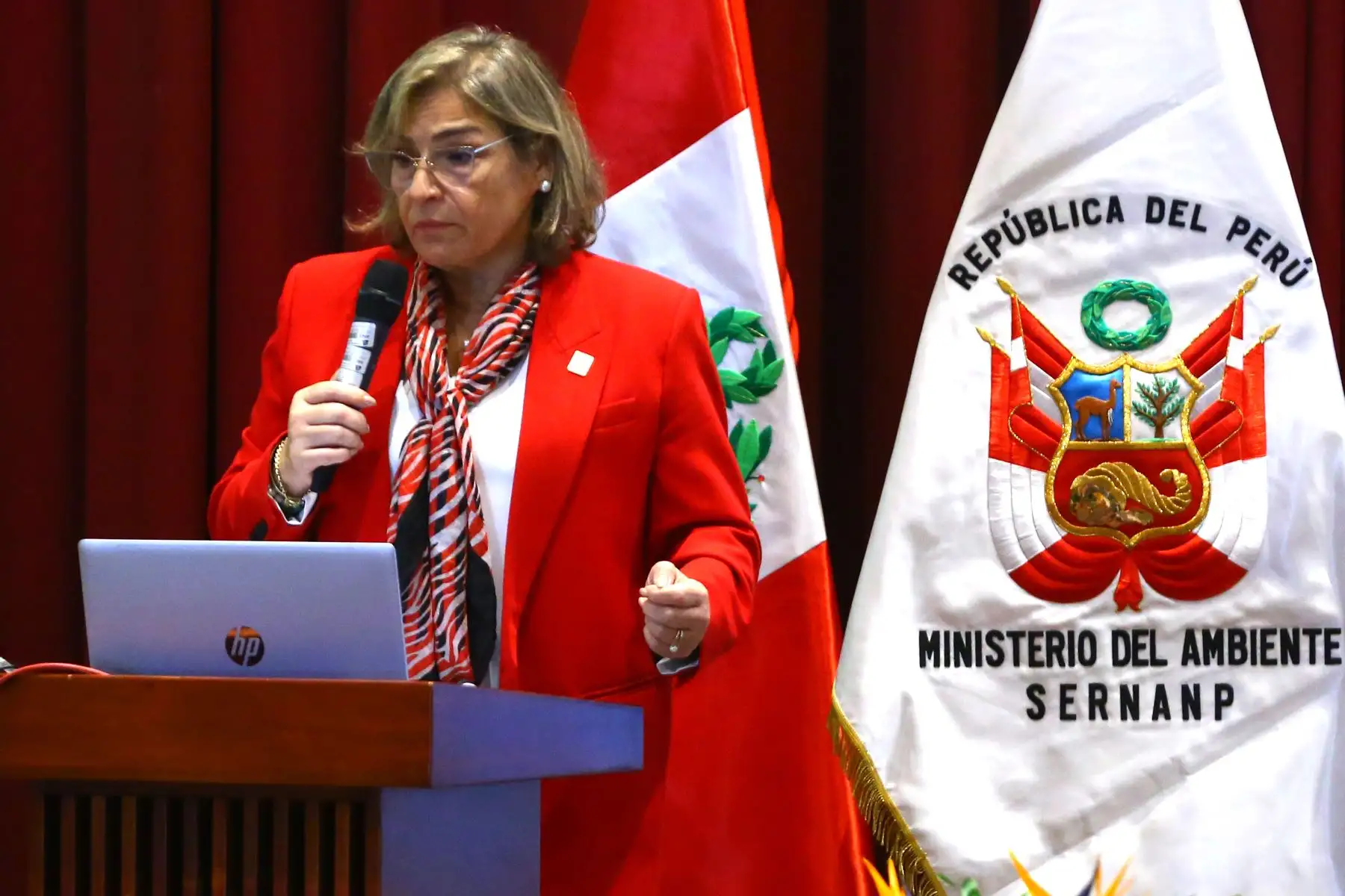 El Ministerio del Ambiente  y el Servicio Nacional de Áreas Naturales Protegidas por el Estado , realizan el lanzamiento de la plataforma de venta de tickets electrónicos para ingreso a las Áreas Naturales Protegidas, que beneficiará a 1´500 000 (un millón quinientos mil) visitantes al año aproximadamente.
Foto: ANDINA/Eddy Ramos