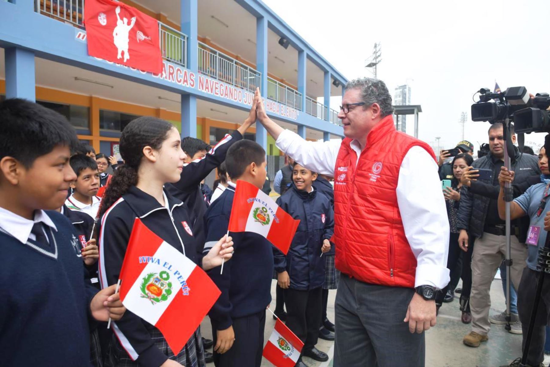 El ministro de Educación, Morgan Quero, juramentó a Brigadas de Autoprotección Escolar para reforzar seguridad de 700,000 alumnos. Foto: ANDINA/Difusión.