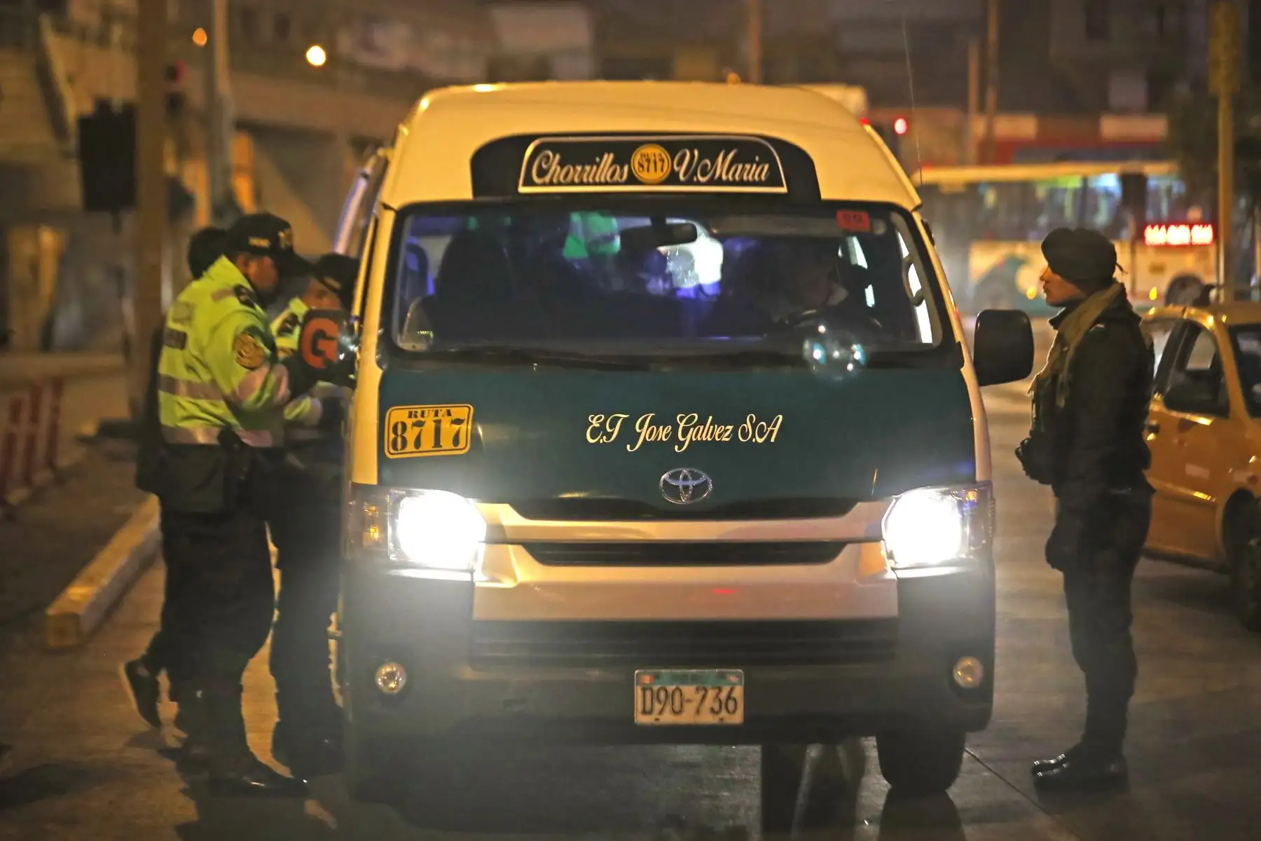 Desde las 5:30 horas se realizó el operativo Amanecer Seguro por parte de la Policía Nacional del Perú en el distrito de Chorrillos, con el objetivo de contrarrestar la delincuencia urbana. Foto: ANDINA/Daniel Bracamonte