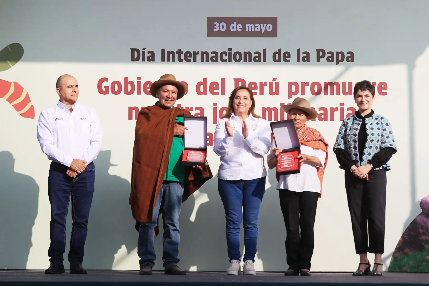 Presidenta Boluarte participa en lanzamiento de feria en Día Internacional de la Papa. Foto: ANDINA/Prensa Presidencia