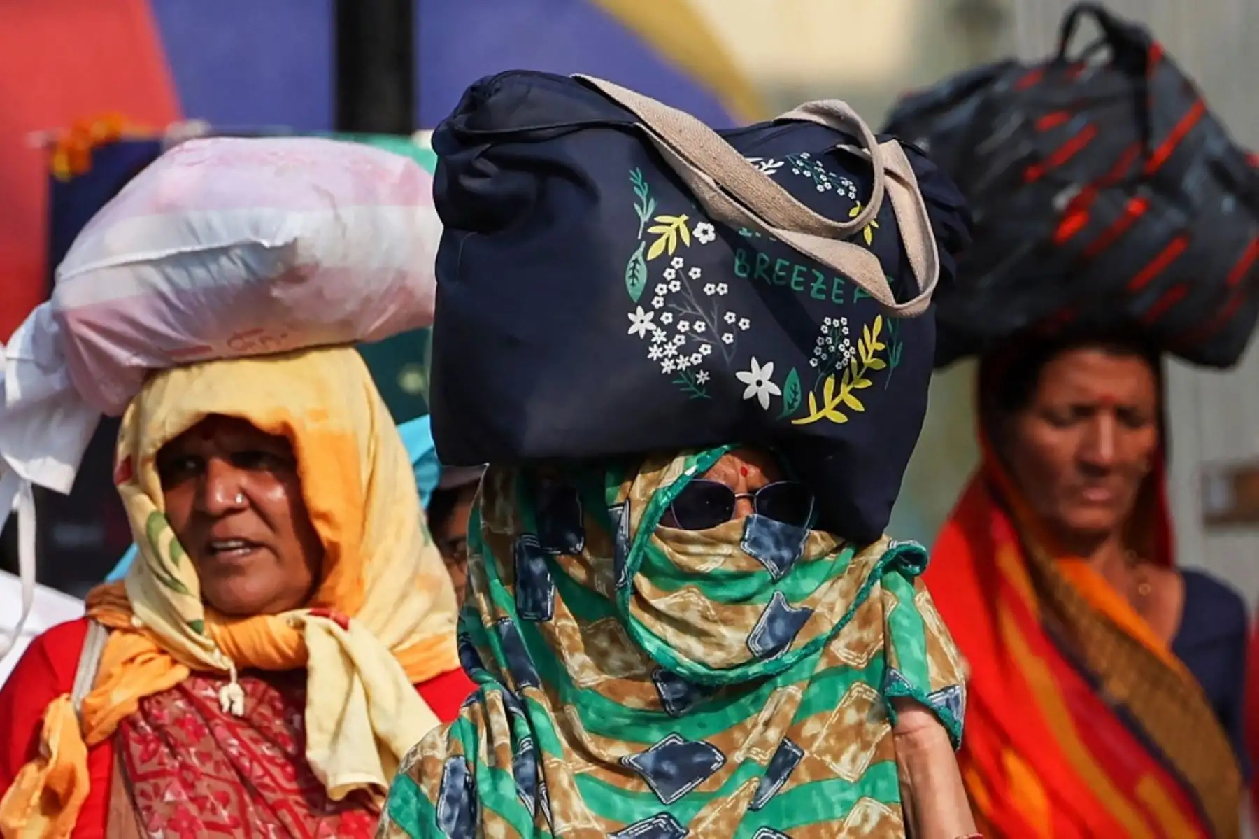 India batió este miércoles su récord nacional de temperatura con 52,3 ºC en la capital, Nueva Delhi, indicó la oficina meteorológica gubernamental. Foto: AFP