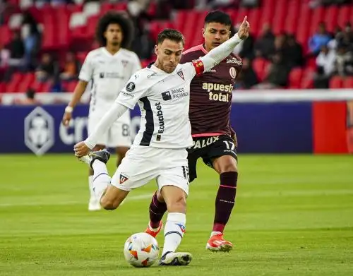 LDU repudia las manifestaciones de sus hinchas en el partido ante Universitario de Deportes