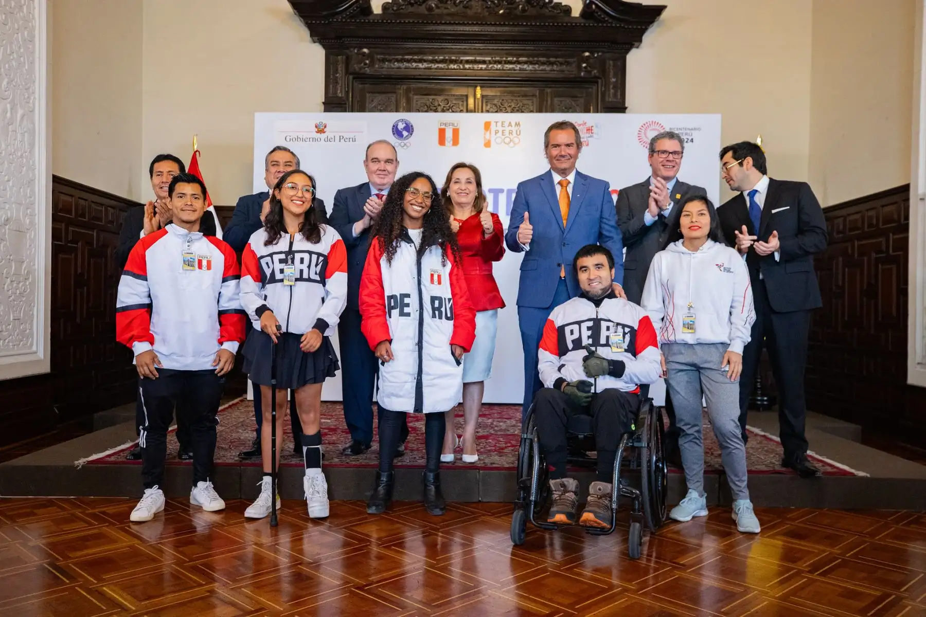 Presidenta Dina Boluarte, participa en la suscripción del contrato con Panam Sports que permitirá la organización de los XX Juegos Panamericanos y Parapanamericanos Lima 2027.
Foto: ANDINA/Prensa Presidencia