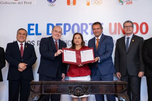 Presidenta Dina Boluarte  firma contrato con Panam Sports y la Municipalidad Metropolitana de Lima para la organización de los XX Juegos Panamericanos y Parapanamericanos Lima 2027