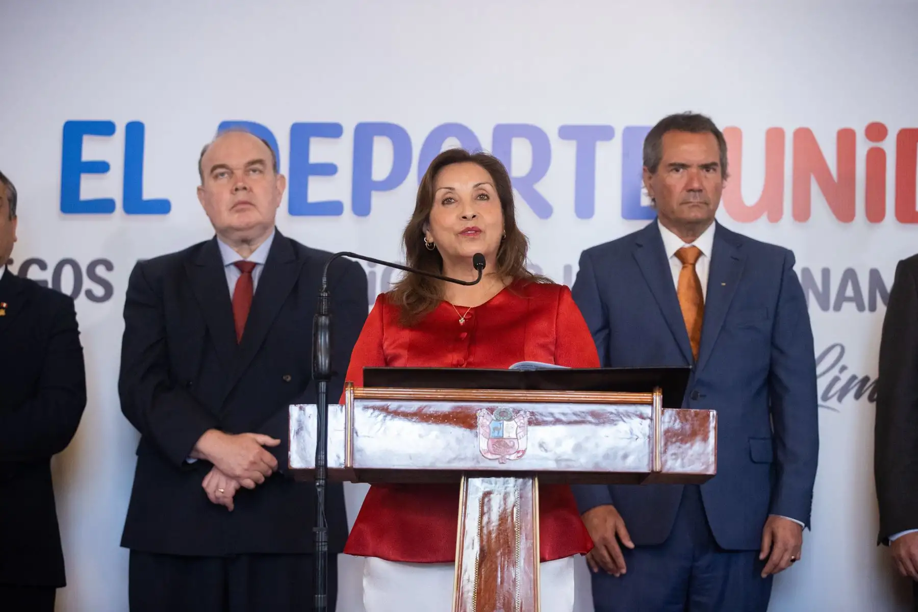 Presidenta Dina Boluarte, participa en la suscripción del contrato con Panam Sports que permitirá la organización de los XX Juegos Panamericanos y Parapanamericanos Lima 2027.
Foto: ANDINA/Prensa Presidencia