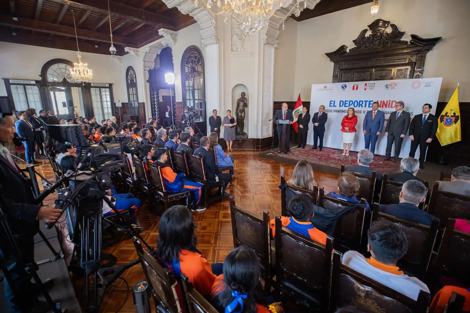 Presidenta Dina Boluarte, participa en la suscripción del contrato con Panam Sports que permitirá la organización de los XX Juegos Panamericanos y Parapanamericanos Lima 2027.
Foto: ANDINA/Prensa Presidencia