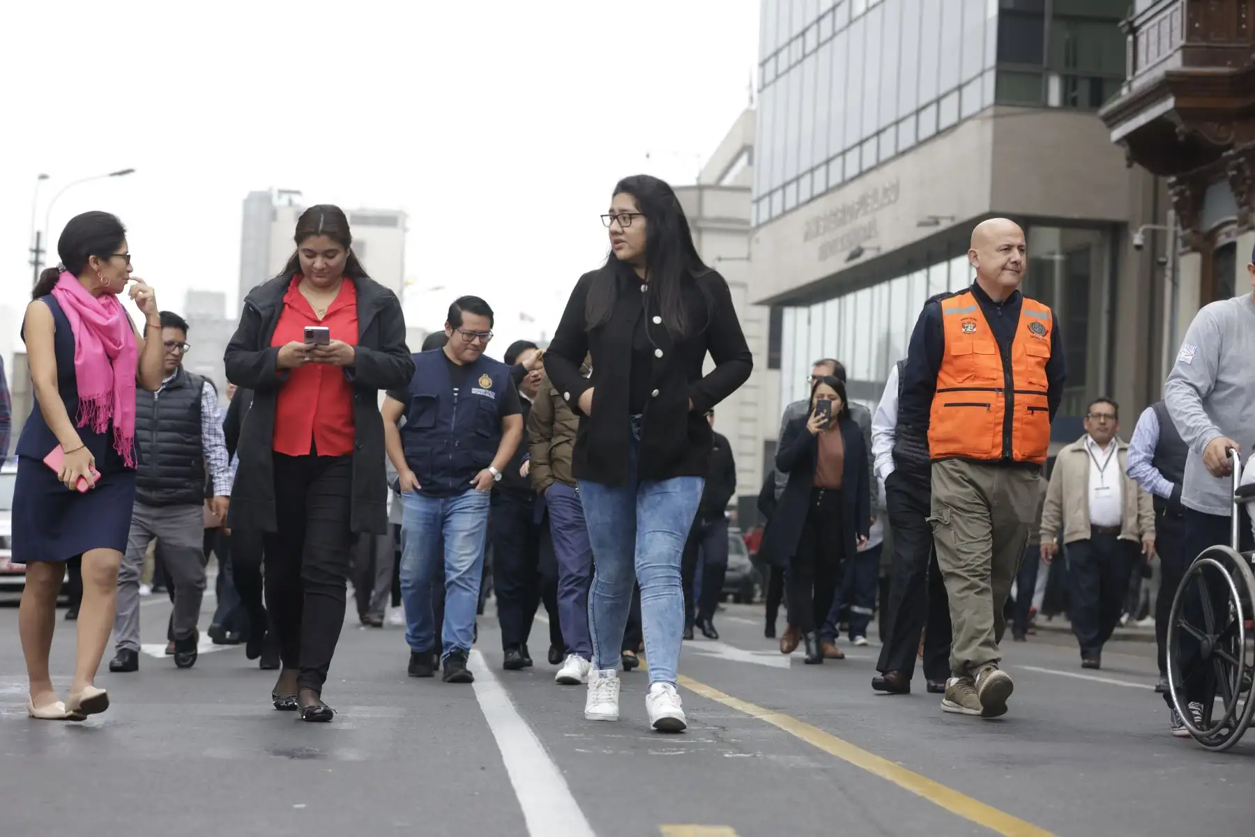 Hoy viernes 31 de mayo, a las 10:00 horas, se realiza el primer Simulacro Nacional Multipeligro del año 2024, por lo cual el Instituto Nacional de Defensa Civil (Indeci) exhorta a toda la población a participar en esta actividad preventiva frente a desastres. Foto: ANDINA/Luis Iparraguirre