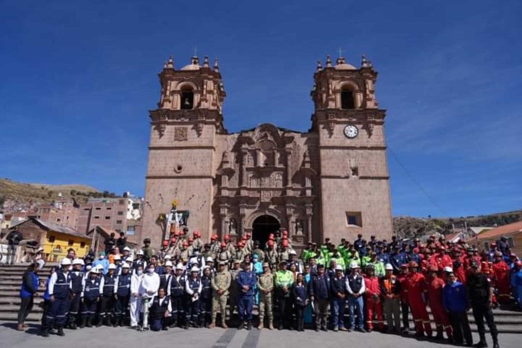 Ciudadanos y autoridades de Puno participaron activamente en el simulacro nacional multipeligro. Foto: ANDINA/Difusión
