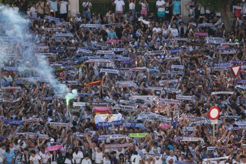 Miles de personas festejaron la conquista de la decimoquinta Liga de Campeones