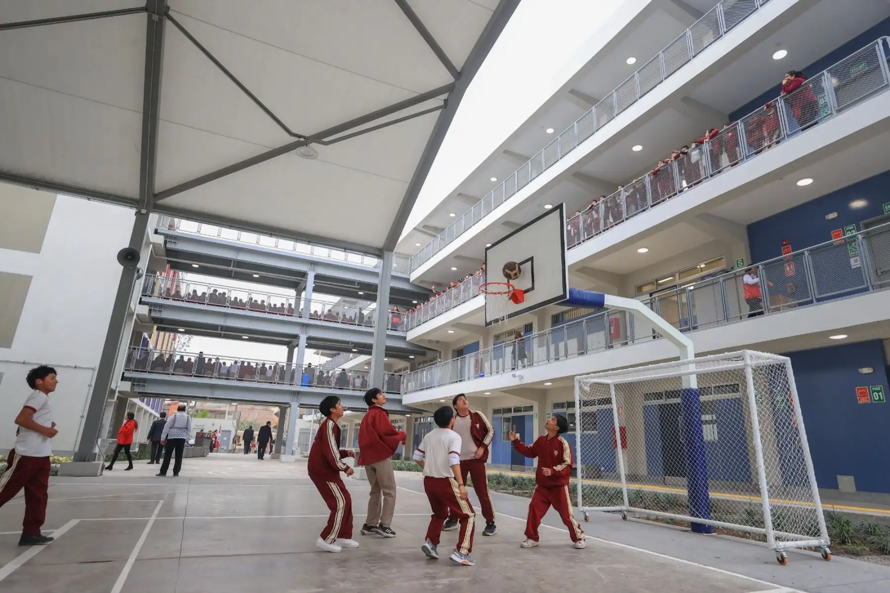 Presidenta de la República, Dina Boluarte, inaugura la quinta Escuela Bicentenario, I. E. 1235 Unión Latinoamericana. Foto: ANDINA/ Prensa Presidencia