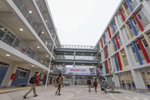 Escuela Bicentenario, I. E. 1235 Unión Latinoamericana. Foto: ANDINA/Prensa Presidencia.