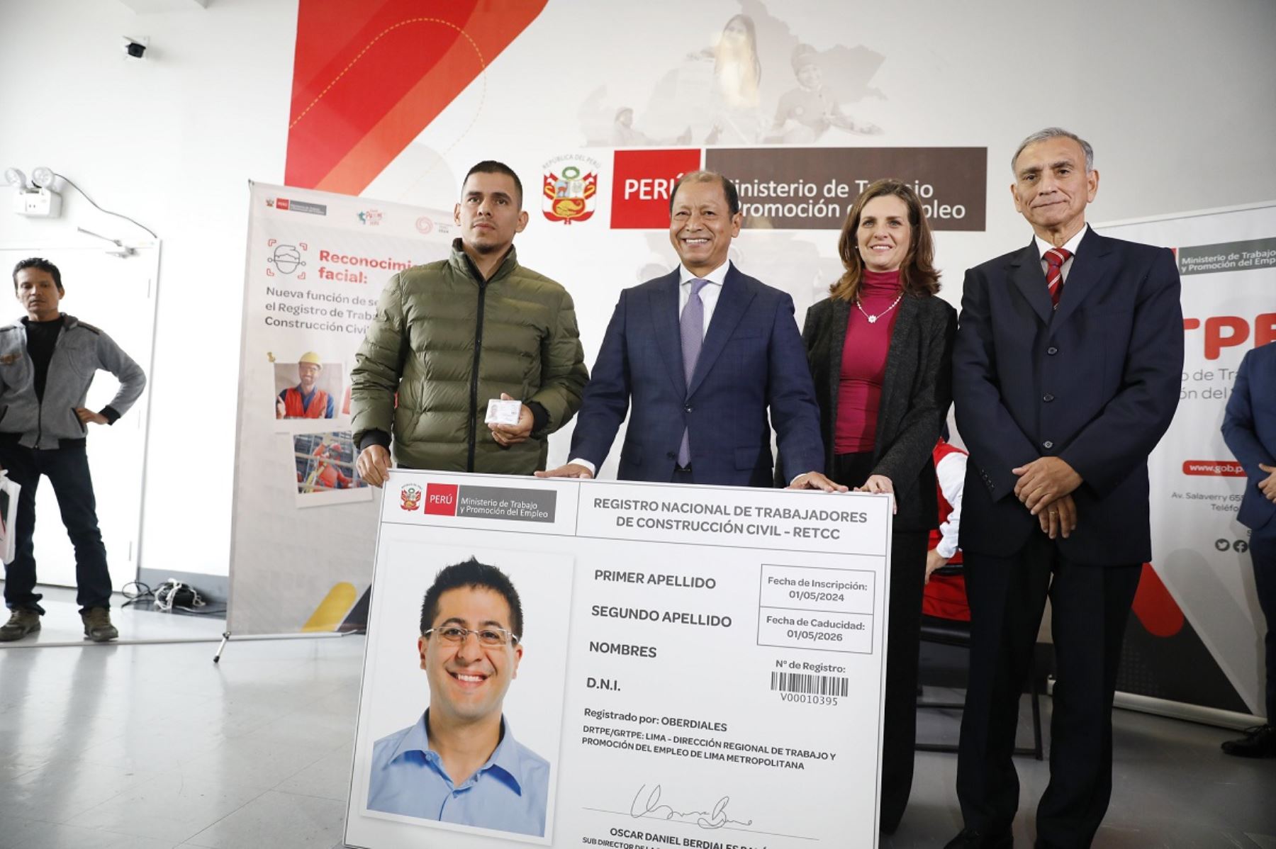 Construcción Civil: utilizarán reconocimiento facial para registro de ...