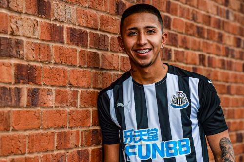 Rodrigo Vilca fue presentado como jugador del Newcastle United de Inglaterra. (Foto: página oficial Newcastle United).