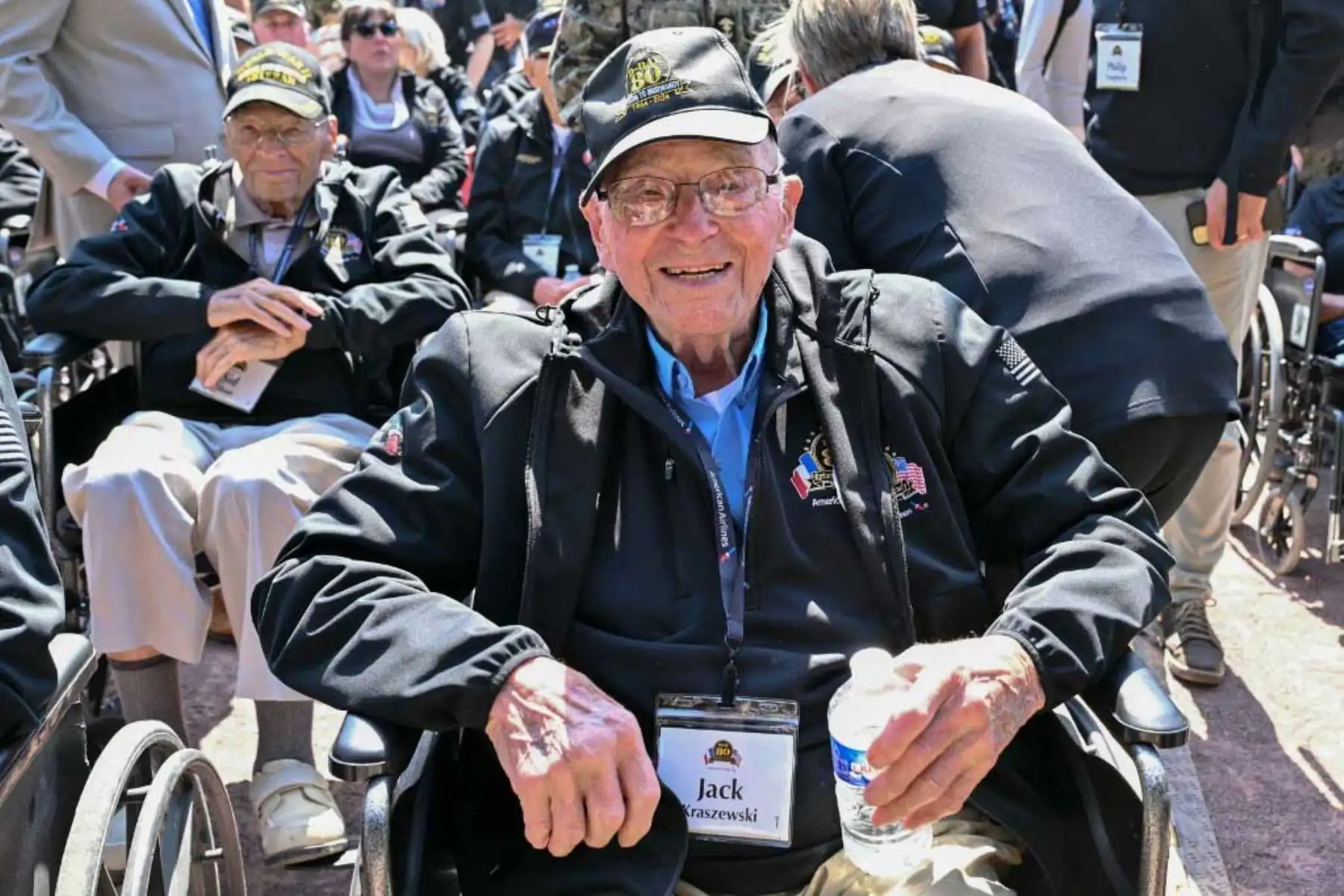 Veteranos asisten a un evento conmemorativo nacional del Reino Unido para conmemorar el 80th aniversario del desembarco anfibio aliado en Francia en 1944. Foto: AFP