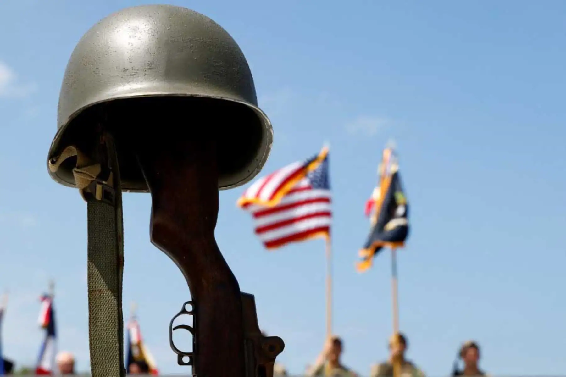 Veteranos asisten a un evento conmemorativo nacional del Reino Unido para conmemorar el 80th aniversario del desembarco anfibio aliado en Francia en 1944. Foto: AFP