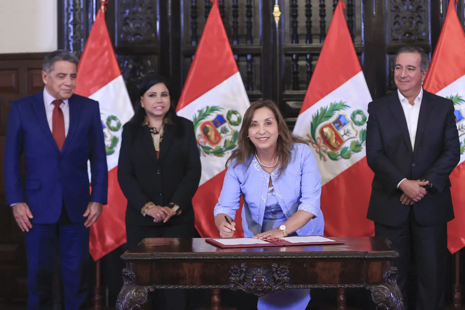 Ceremonia de firma de leyes para impulsar el desarrollo y la competitividad del sector portuario. 
Foto: ANDINA/ Prensa Presidencia