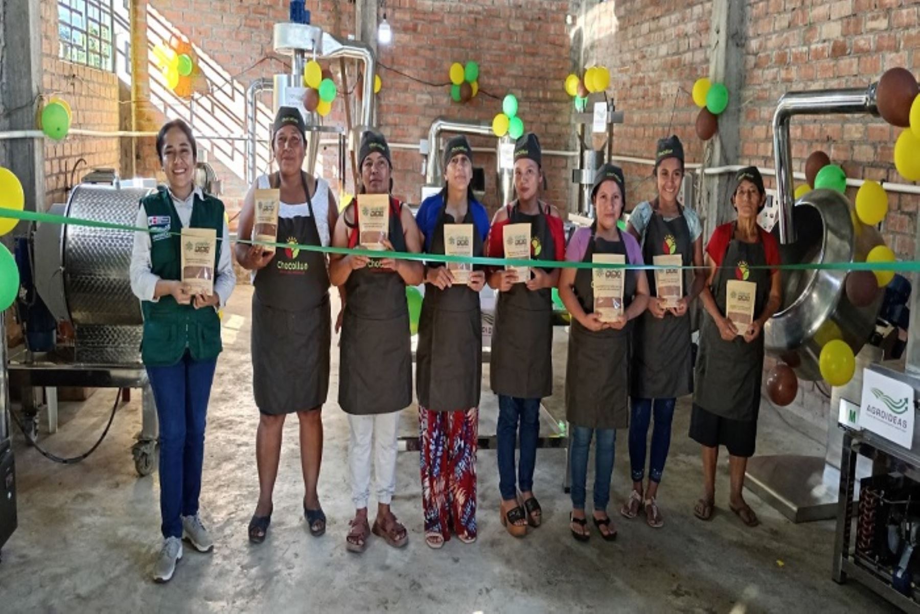 Mujeres cacaoteras de Amazonas generarán valor agregado con su producción de chocolate