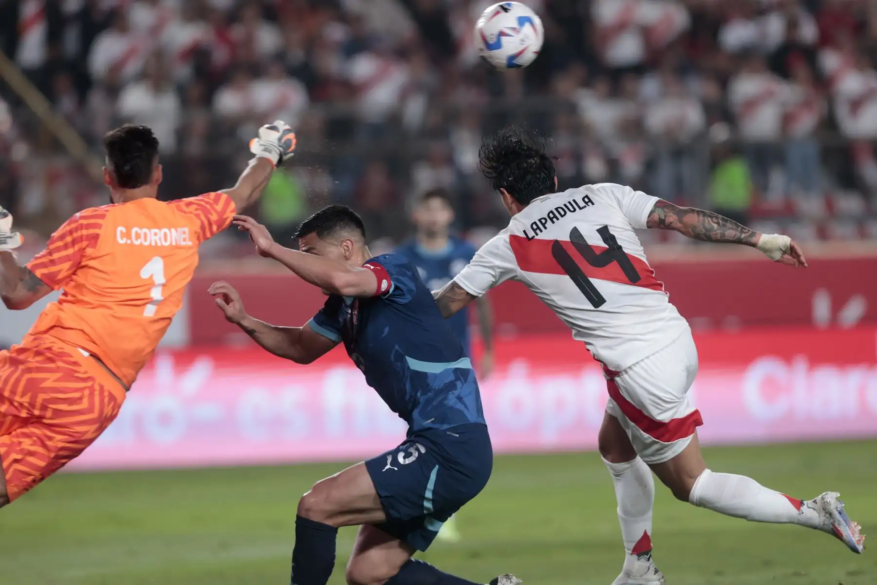 Selección peruana ante su similar de Paraguay, en el Estadio Monumental, donde el equipo de Jorge Fossati se despedí del país para luego competir en la Copa América, que se jugará en Estados Unidos. Foto: ANDINA/ Vidal Tarqui