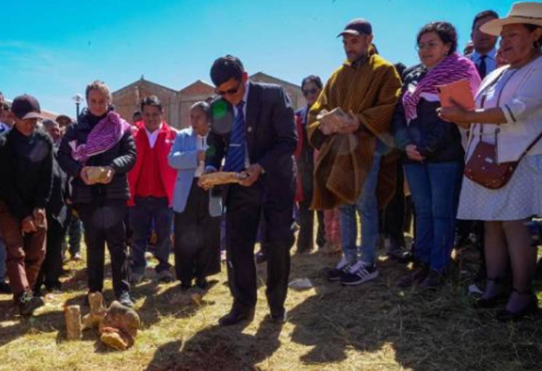 Huánuco Minedu Coloca Primera Piedra Para Ampliación Y Mejora De Colegio Daniel Fonseca 7076