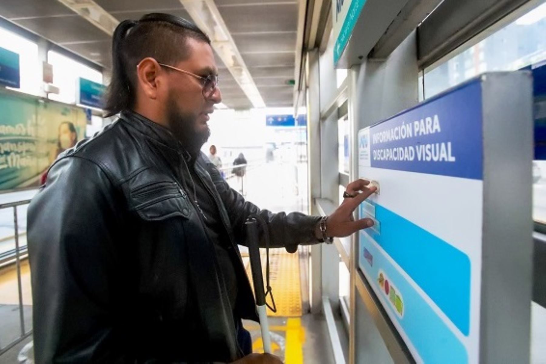 Metropolitano: estaciones y terminales cuentan con 223 señaléticas en braille. Foto: ANDINA/Difusión.