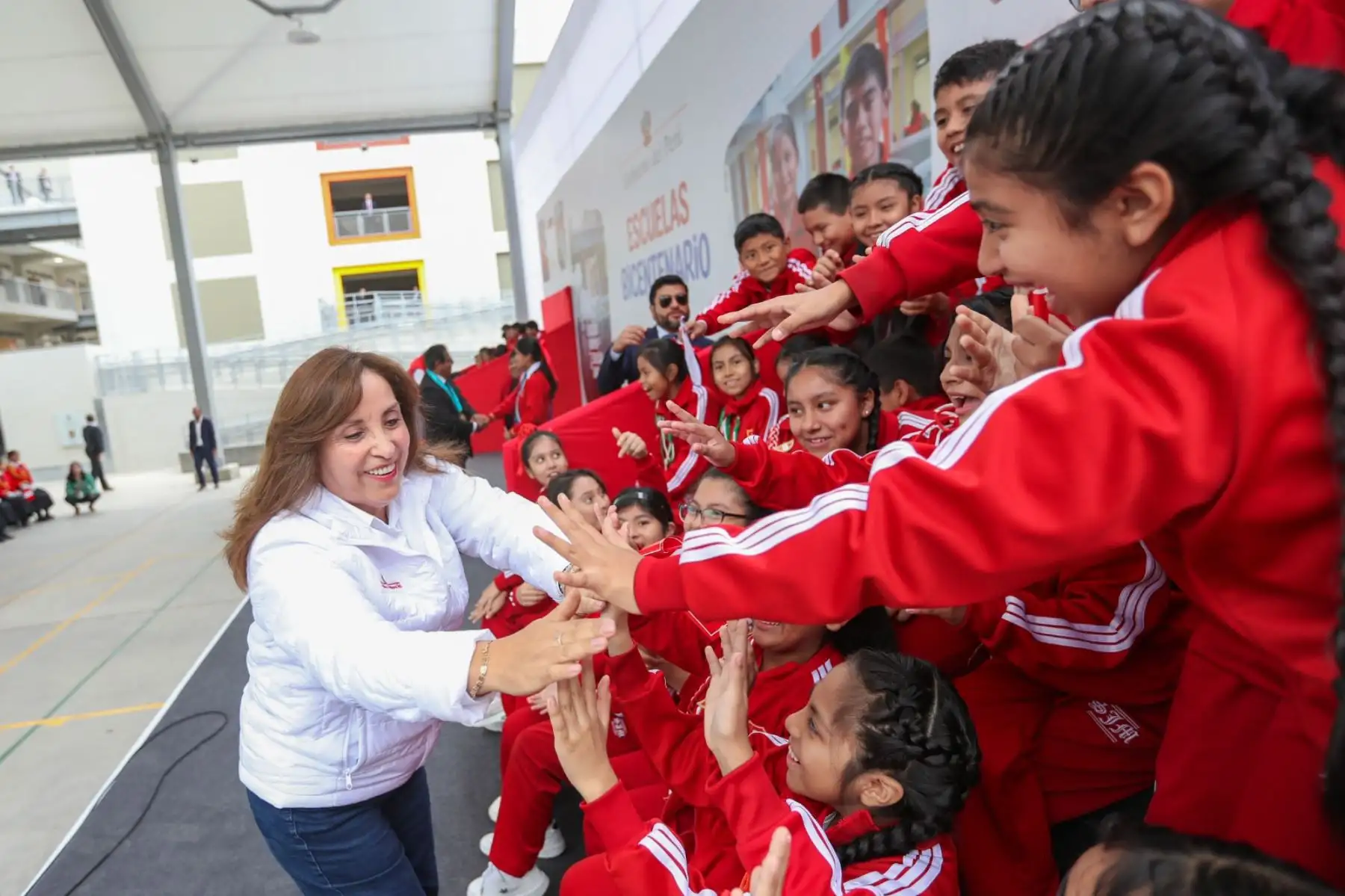 La presidenta Dina Boluarte inaugura la séptima Escuela Bicentenario, I.E. 0083 San Juan Macías, en San Luis. Foto: ANDINA/ Prensa Presidencia