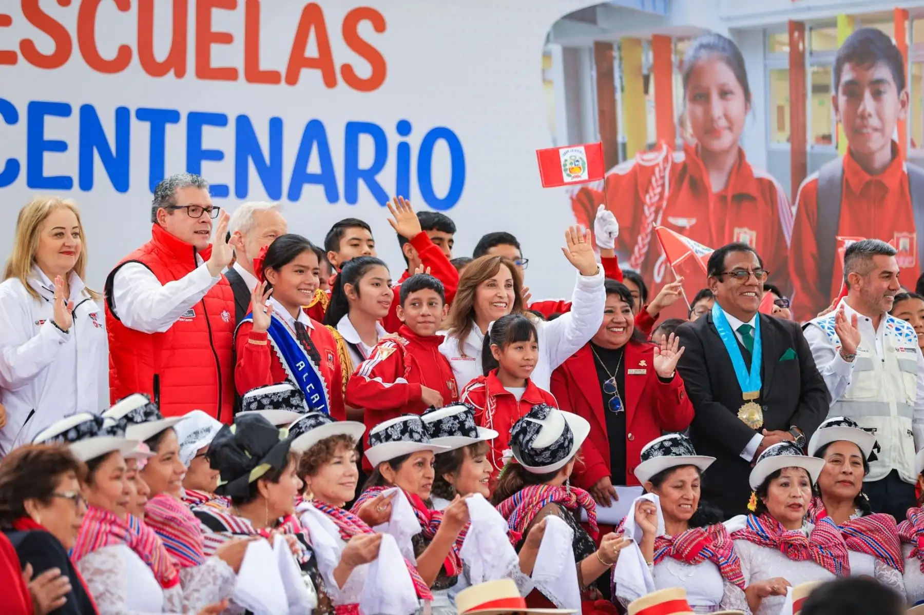 La presidenta Dina Boluarte inaugura la séptima Escuela Bicentenario, I.E. 0083 San Juan Macías, en San Luis. Foto: ANDINA/ Prensa Presidencia