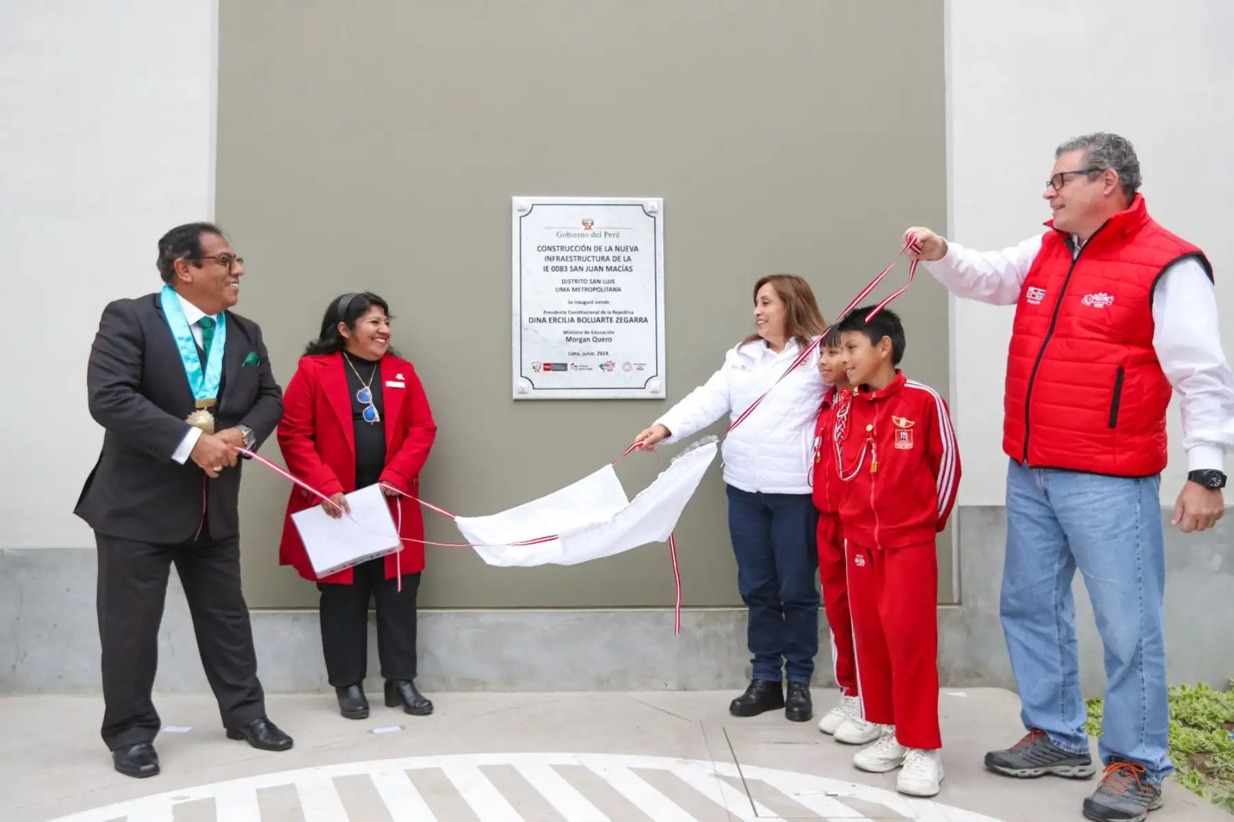 La presidenta Dina Boluarte inaugura la séptima Escuela Bicentenario, I.E. 0083 San Juan Macías, en San Luis. Foto: ANDINA/ Prensa Presidencia